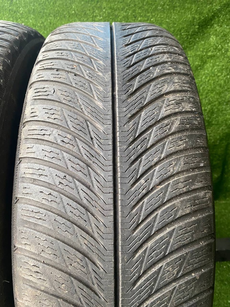 Michelin pilot 5 SUV R18 225 60 Зимові - - Фото
