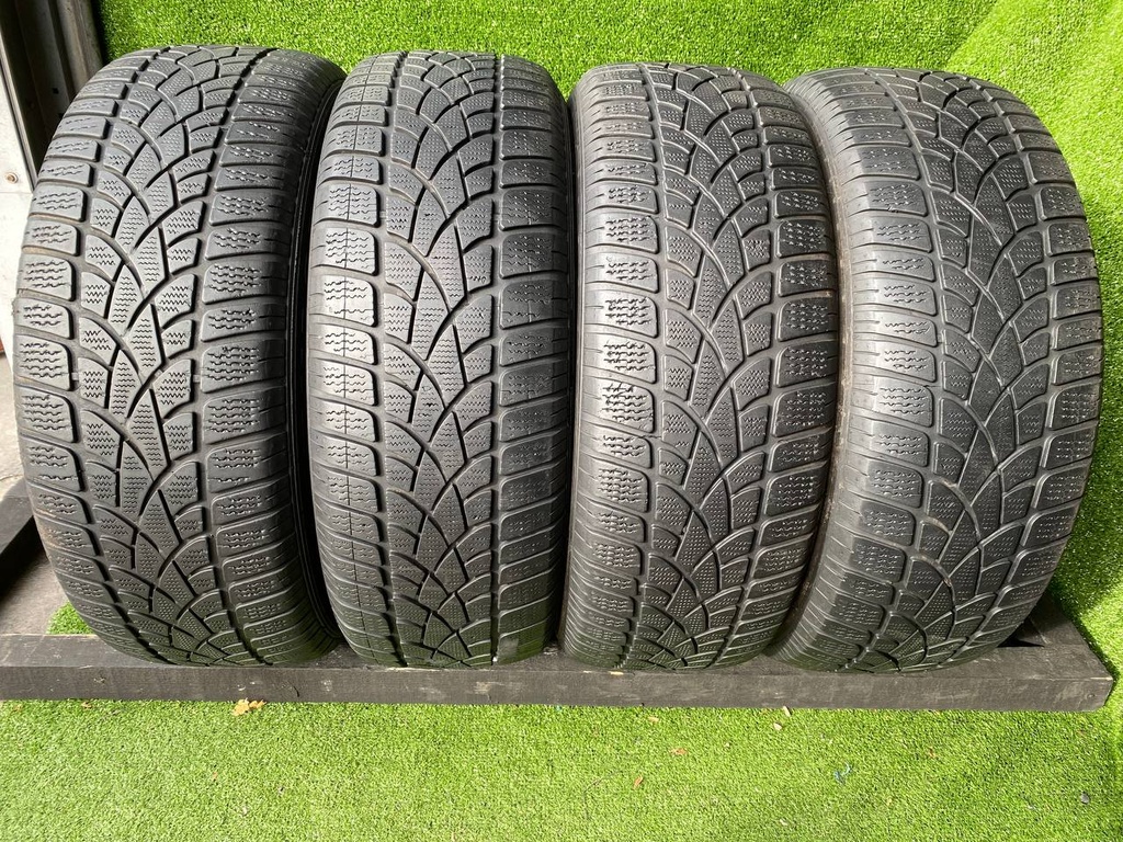 Шина 235 55 R18 Dunlop Winter Maxx Зимові -