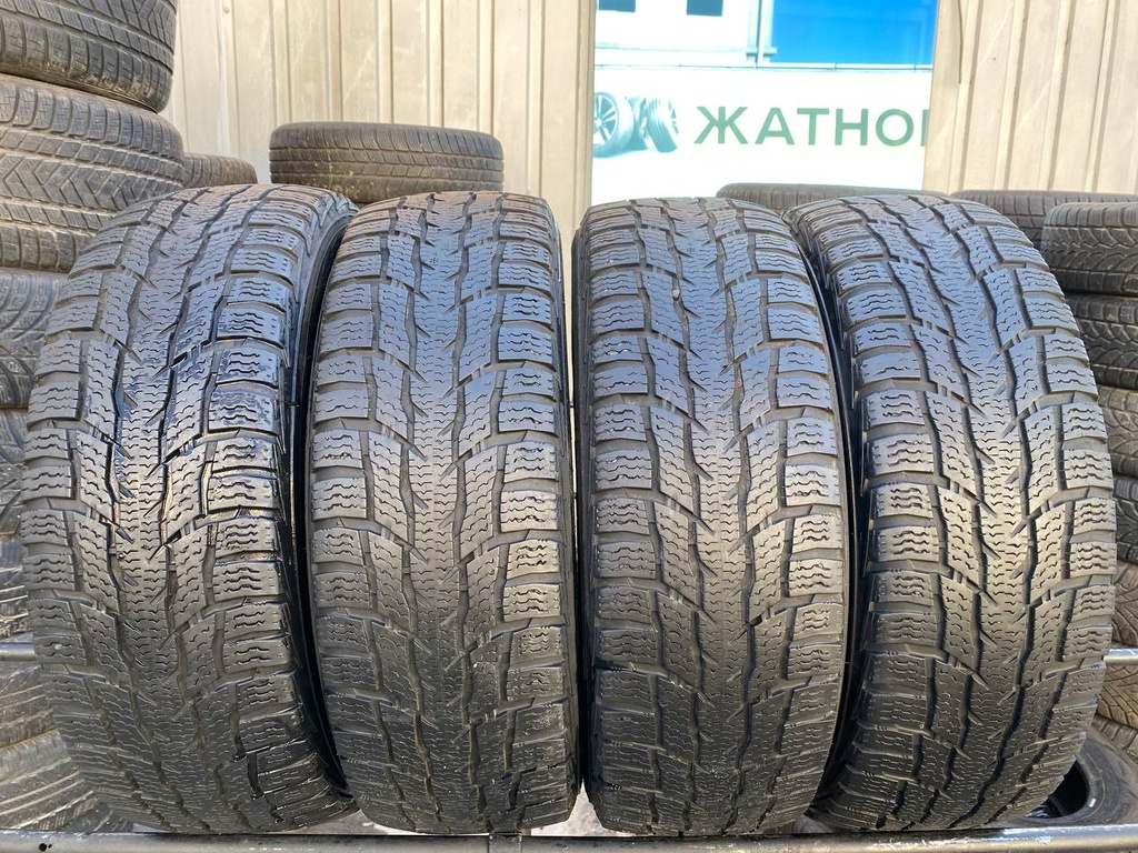 Шина 205 65 R16 Nokian Hakkapeliitta CR3 Зимові С